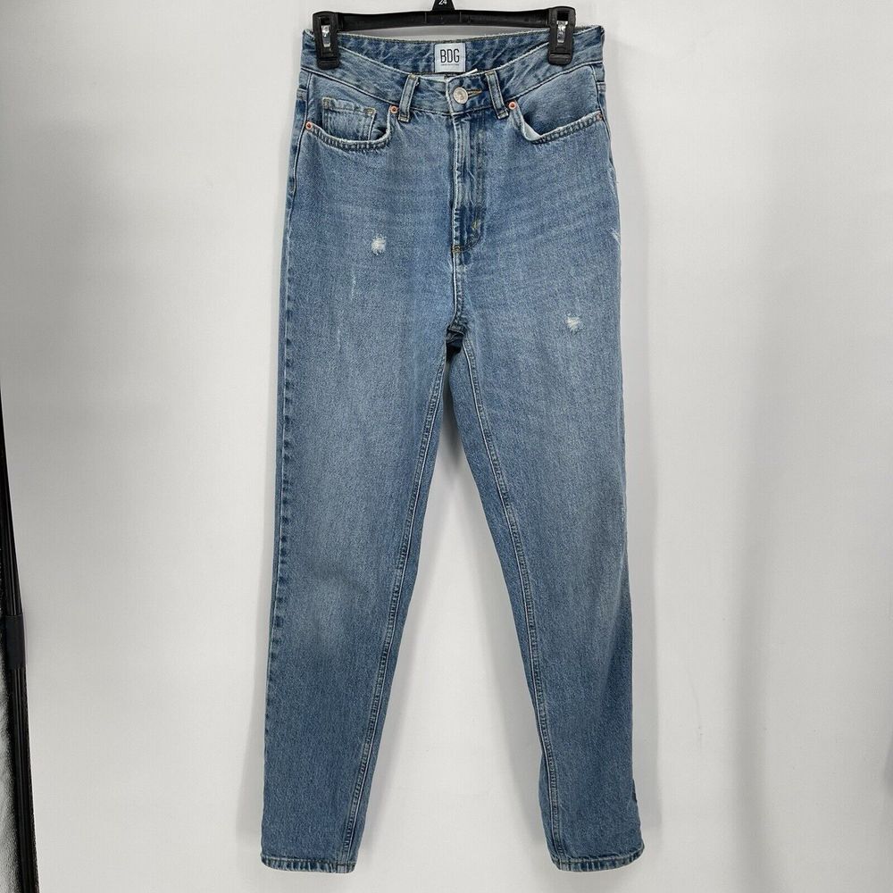 BDG 26 Mom Jeans Women‎ Blue High Rise Distressed Tapered Leg Urban Outfitters